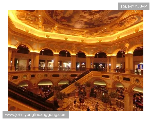 澳门的著名赌场：夜晚灯火辉煌的赌场景观与拍照打卡指南